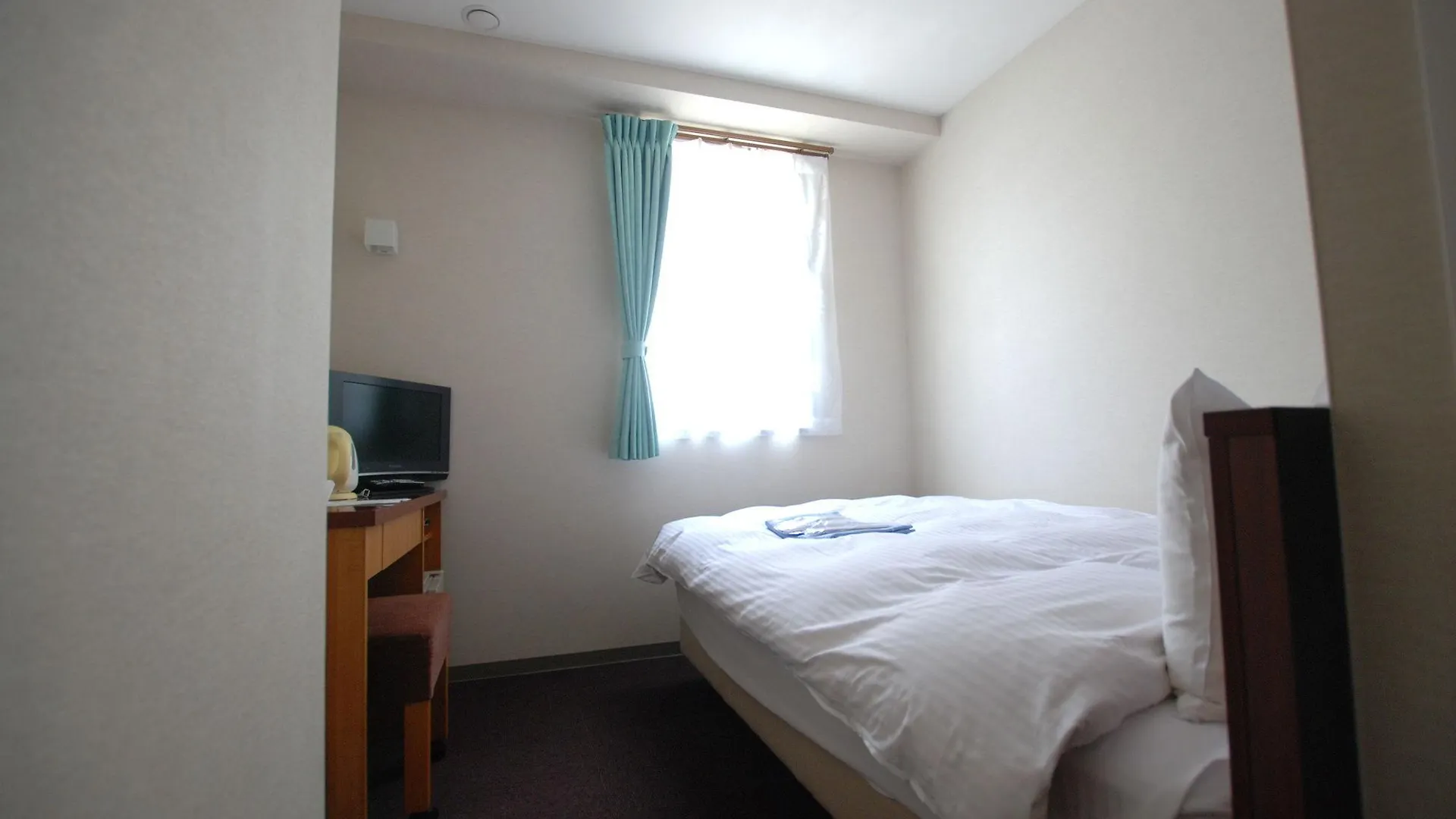 Web Hotel Tokyo Asakusabashi 2*,
