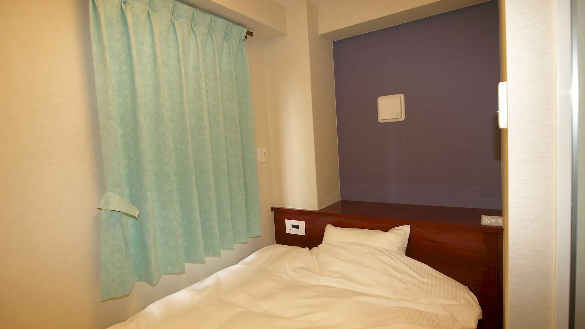 **  Web Hotel Tokyo Asakusabashi Japan